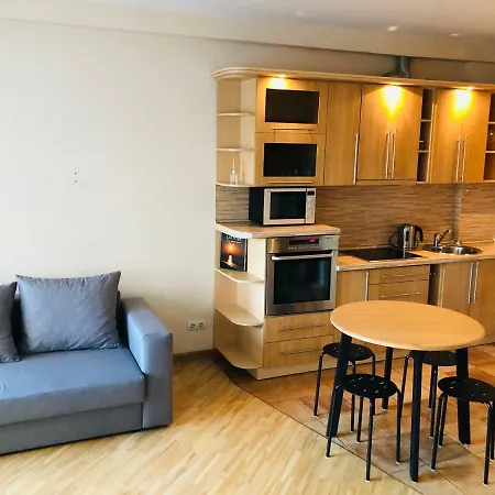Lejlighed Studio For Four 10min From Old Town
